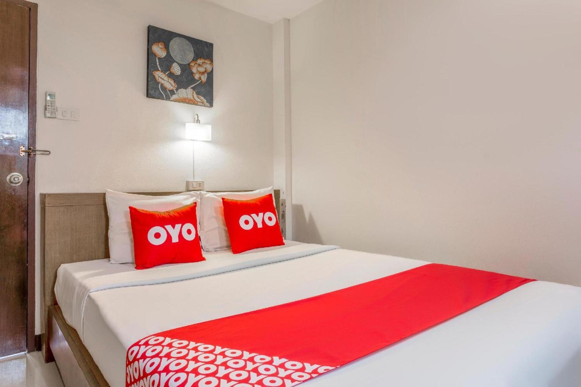 OYO 1096 Winner Inn Hotel Chiang Mai Exterior foto