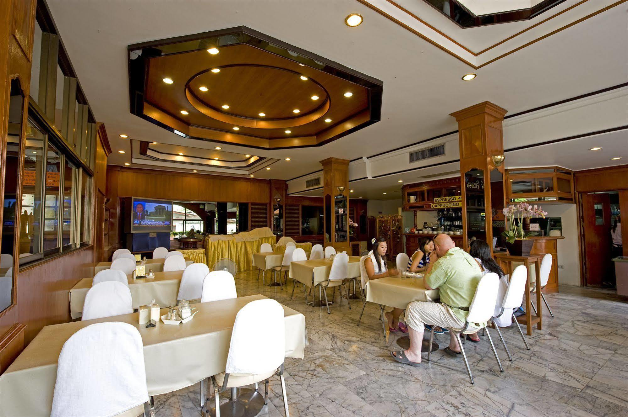 OYO 1096 Winner Inn Hotel Chiang Mai Exterior foto